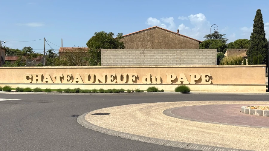 Chateau neuf du Pape im Ortskern